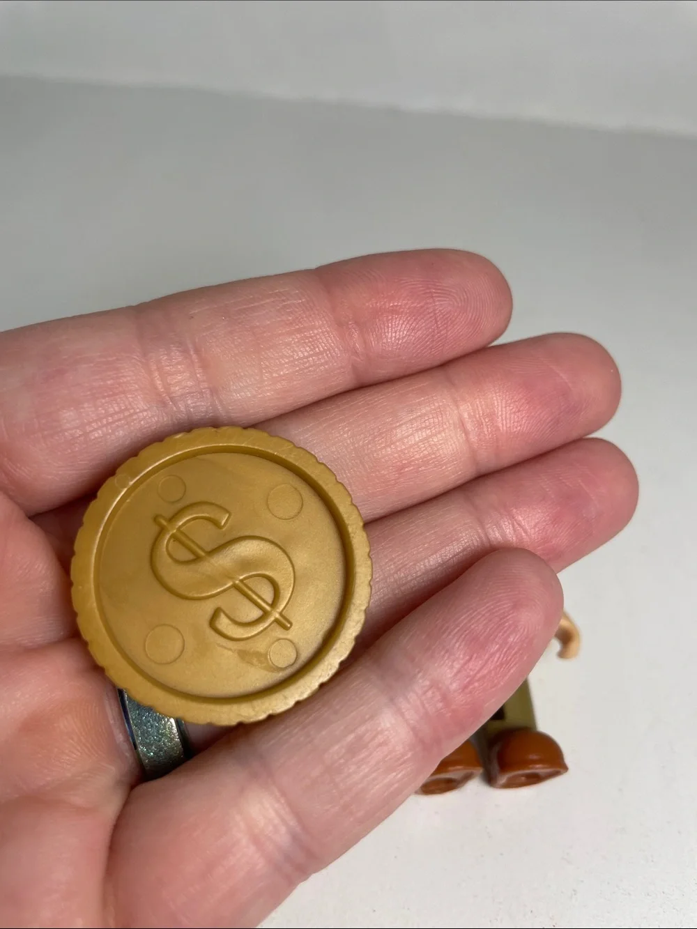 Ryan’s World Toy Set of 6 and 1 Coin